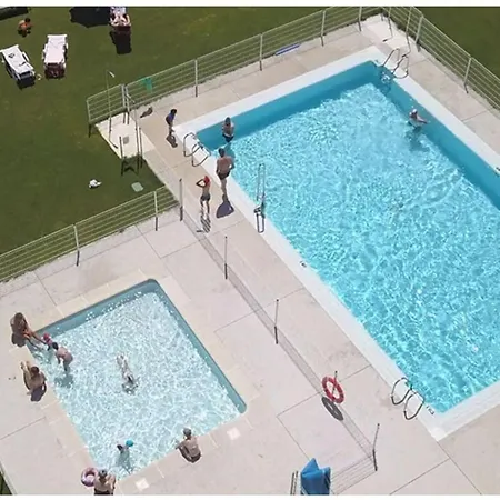 Camping Pour 4, Terrasse - Zumaia, Espagne - Api-1-52-1800