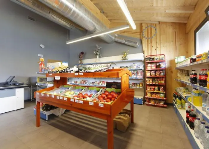 Pour 4, Terrasse - Zumaia, Espagne - Api-1-52-1800 Camping *