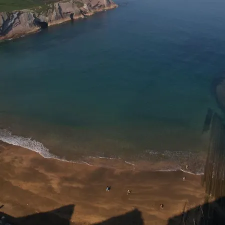 Pour 4, Terrasse - Zumaia, Espagne - Api-1-52-1800 扎马亚