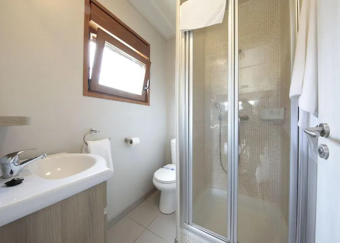 Campsite Pour 4, Terrasse - Zumaia, Espagne - Api-1-52-1800 *