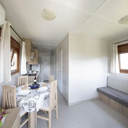 Pour 4, Terrasse - Zumaia, Espagne - Api-1-52-1800